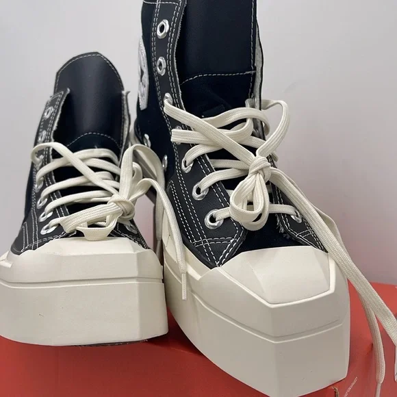 Converse WMNS Black High-Top Sneakers A06435C
CHUCK 70 DE LUXE SQUARED HI
BLACK/ - Picture 5 of 16